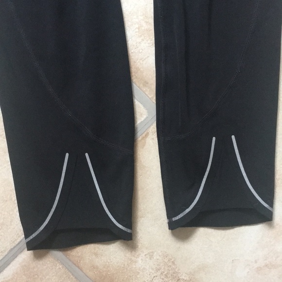 athleta black leggings - Picture 4 of 4